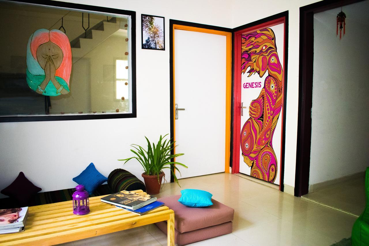 Roots Hostel New Delhi Exterior foto